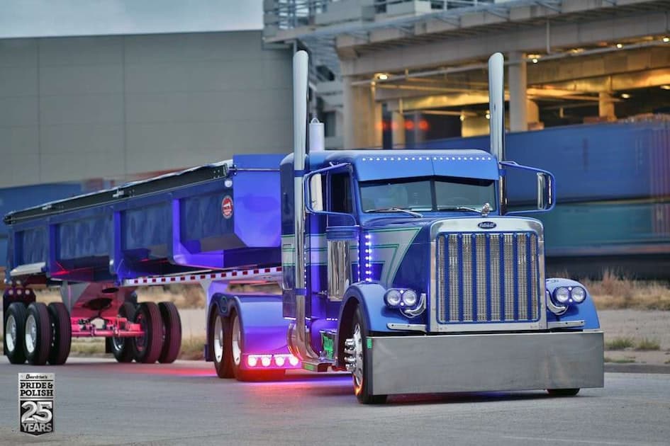 Vintage Peterbilt show truck